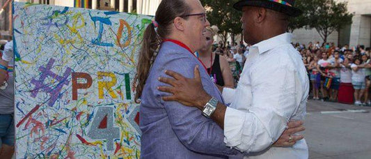 Relevant Secures Donation Of Artwork To The City Of Houston - Jumper Maybach