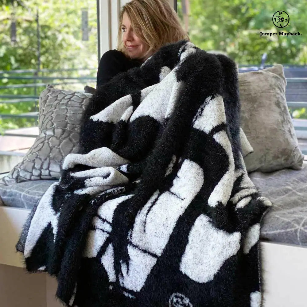 DREAM | JUMPER MAYBACH – WHITE WINDS - Jumper Maybach