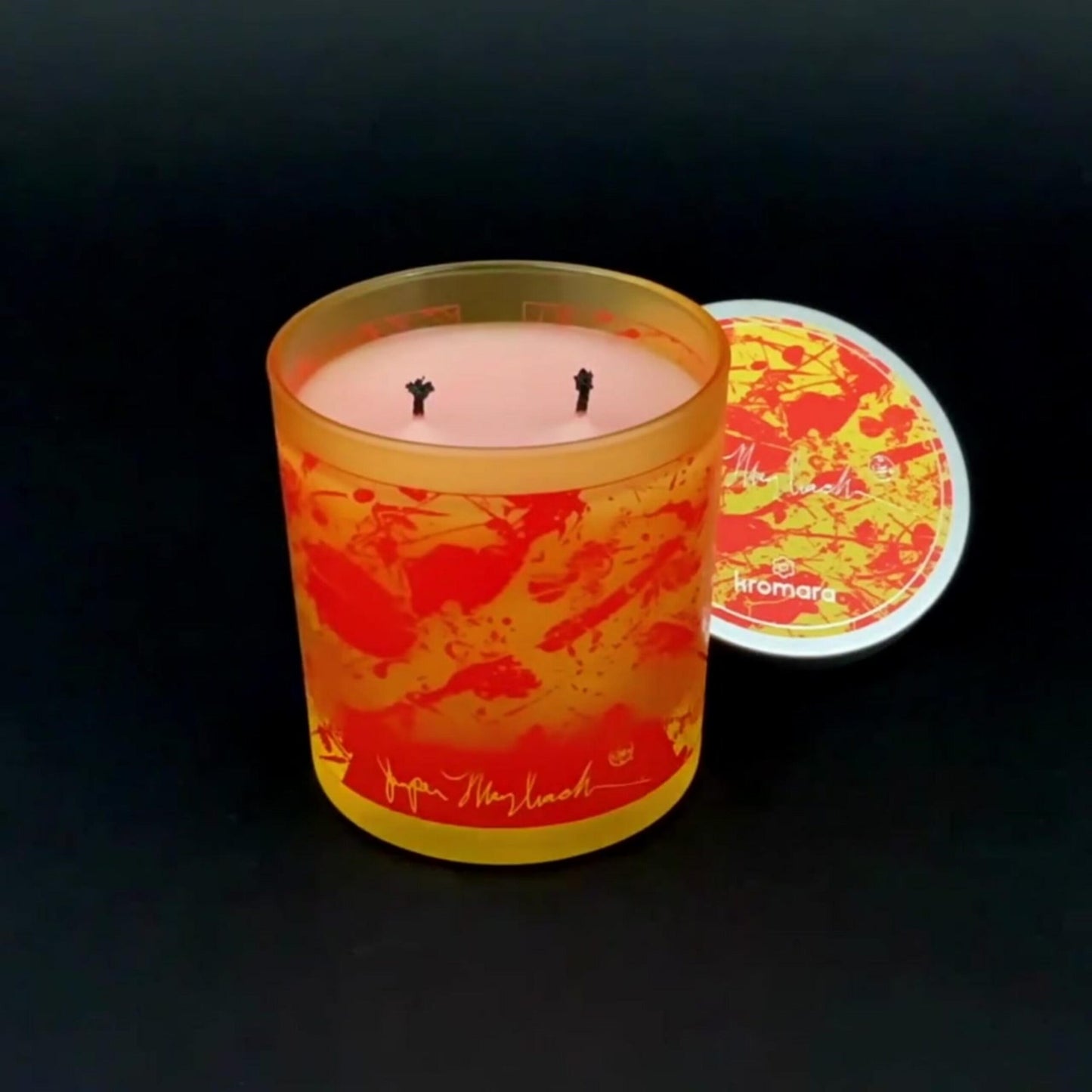 Aliens Among Us - Candle - Jumper Maybach®